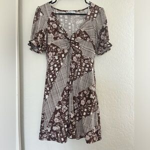 Aster women’s dress brown white floral checkered design artsy pockets medium